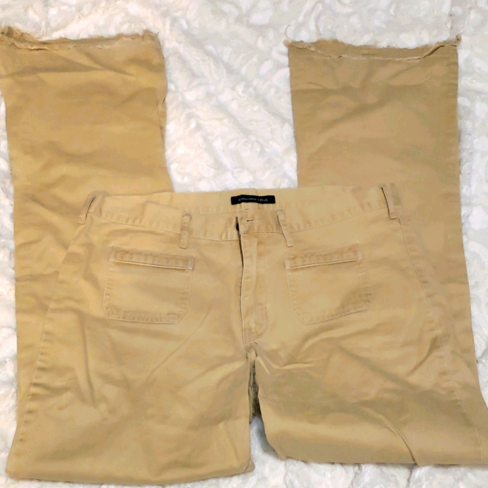4 FOR $30 Vintage Abercrombie khaki colored jeans.